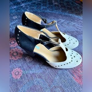 Kimchii Blue Black and White Spectator Style T-Strap Heel - 6